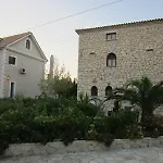 Alomata